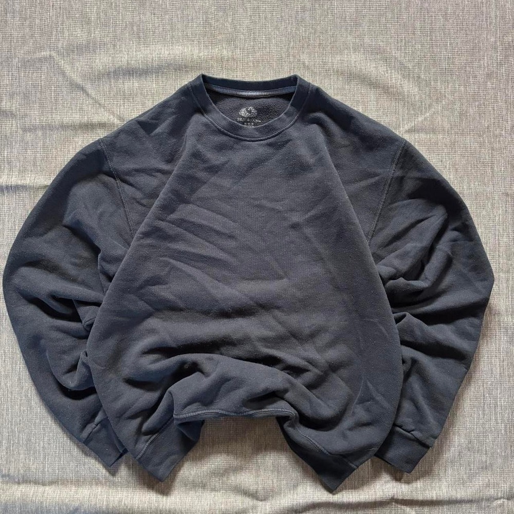 Fruit of the Loom‎ black crewneck sweatshirt - M